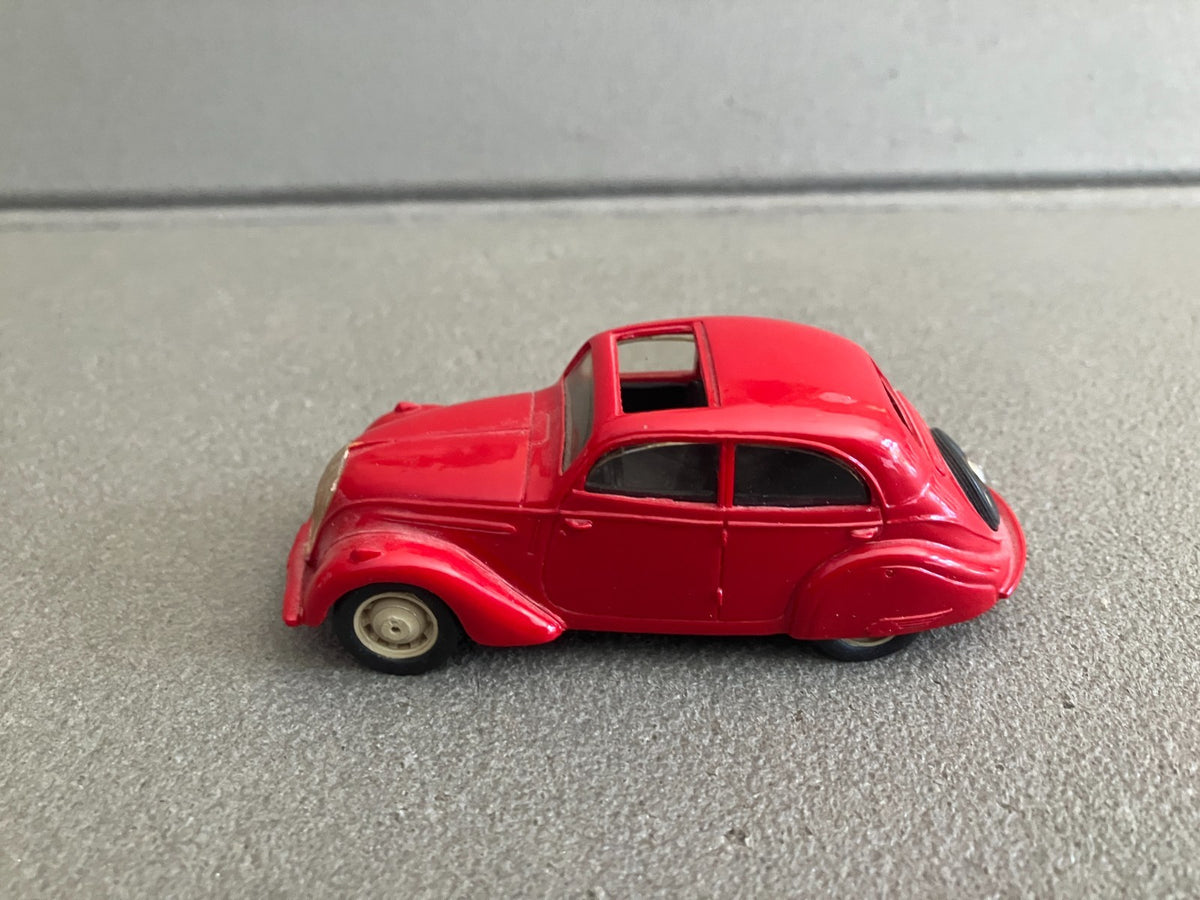 Voiture Miniature Kit monté Peugeot 202 Record au 1/43