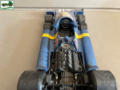 Ancienne Voiture Miniature Tyrrell P34/2 Depailler F1 Polistil Italy au 1/16
