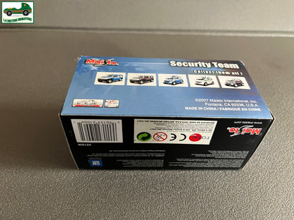Voiture miniature Smart Carabinieri Gendarmerie Maisto 1/32 environ