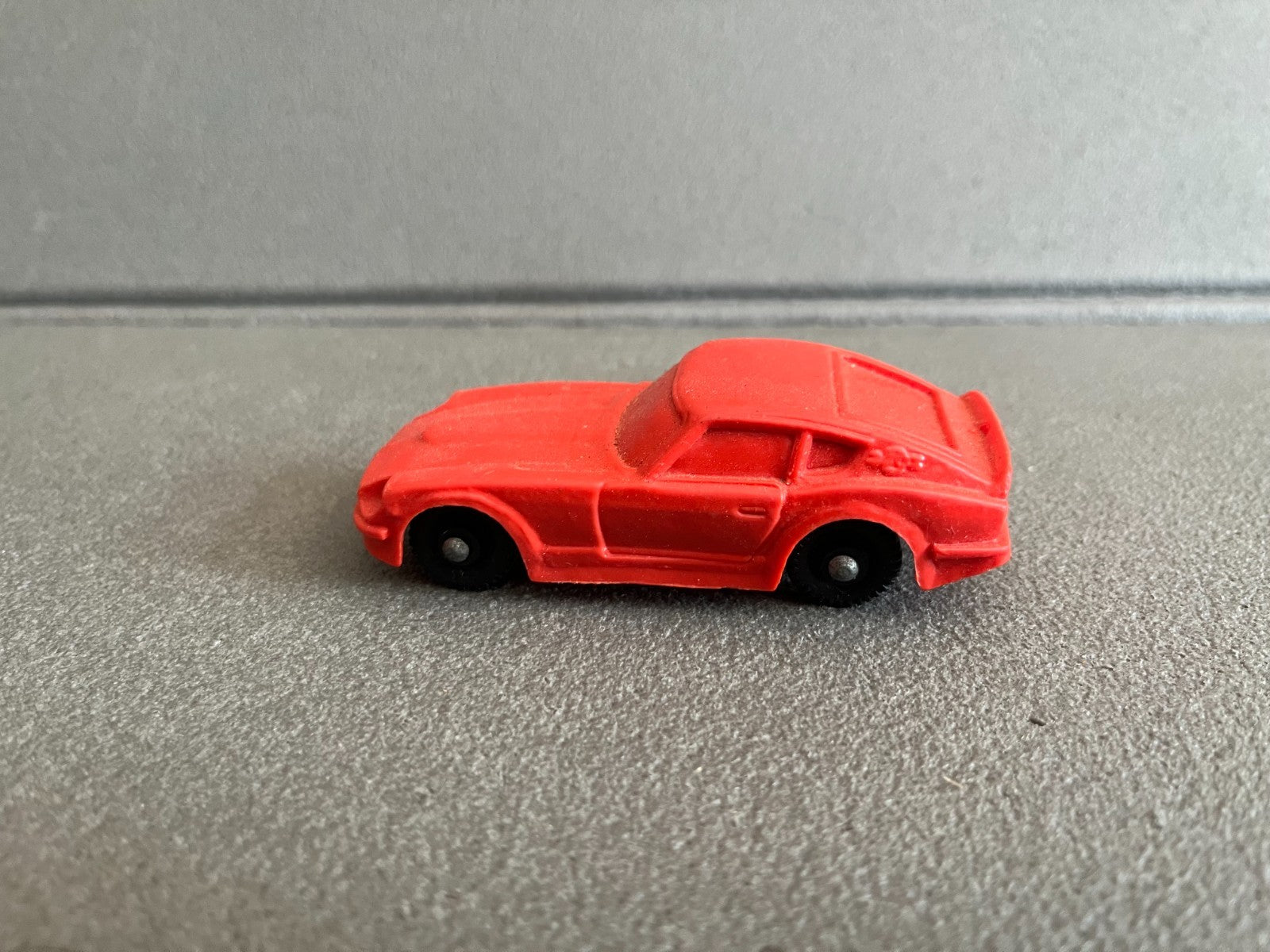 Voiture Miniature Ancien Datsun 240Z Tomte Lardal Norway Plastique Gomme