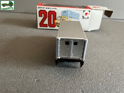 Voiture miniature Camion Grip Zechin Isuzu Lift Truck Japan 1/62