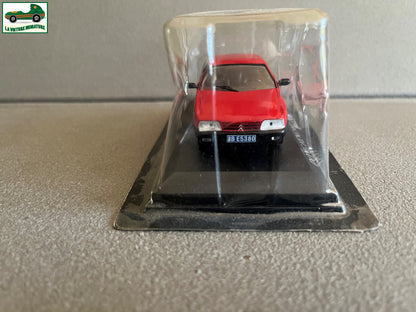 Voiture Miniature Dong Feng 988 Beijing 2000 Citroen ZX Taxi Du Monde 1/43