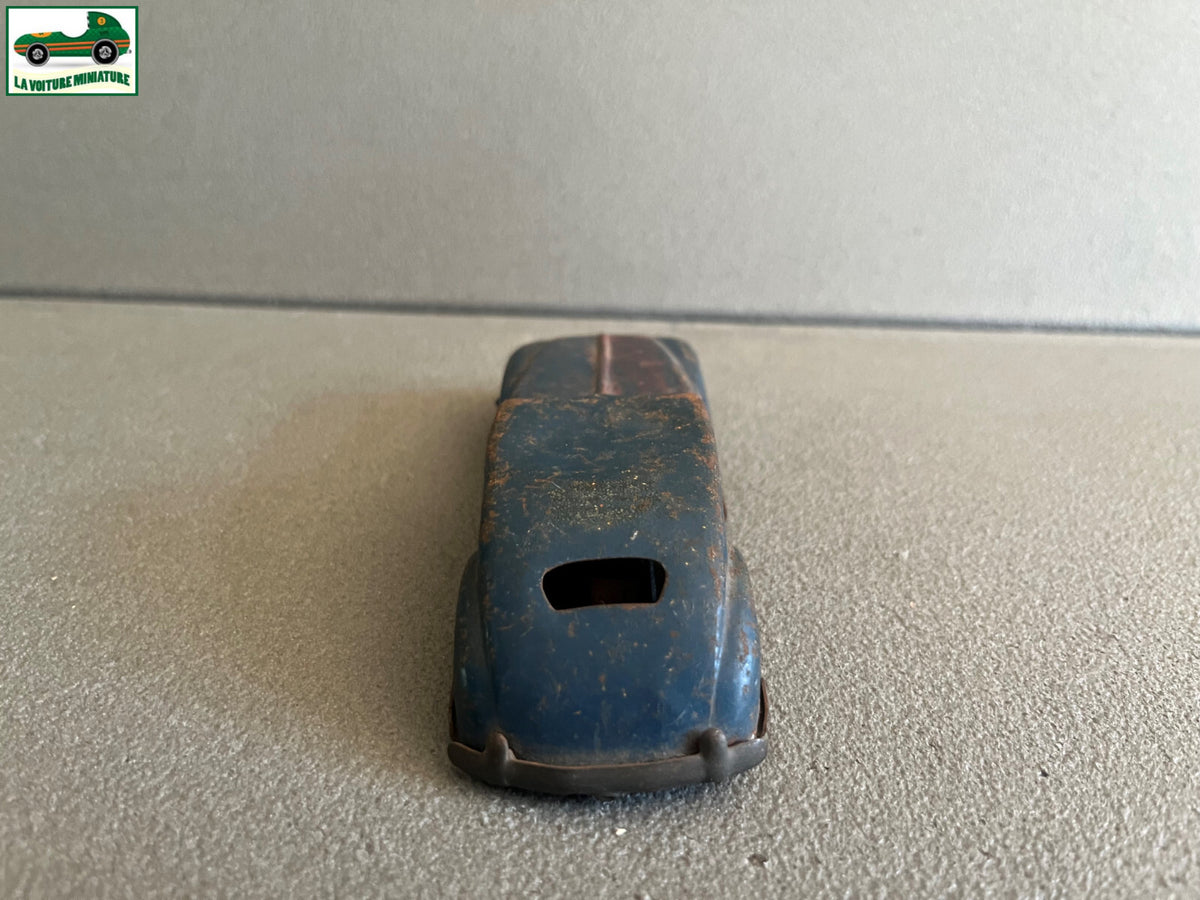Ancienne Voiture Miniature Metal Tole Mécanisme 12cm environ Gaspard Gaubier ??