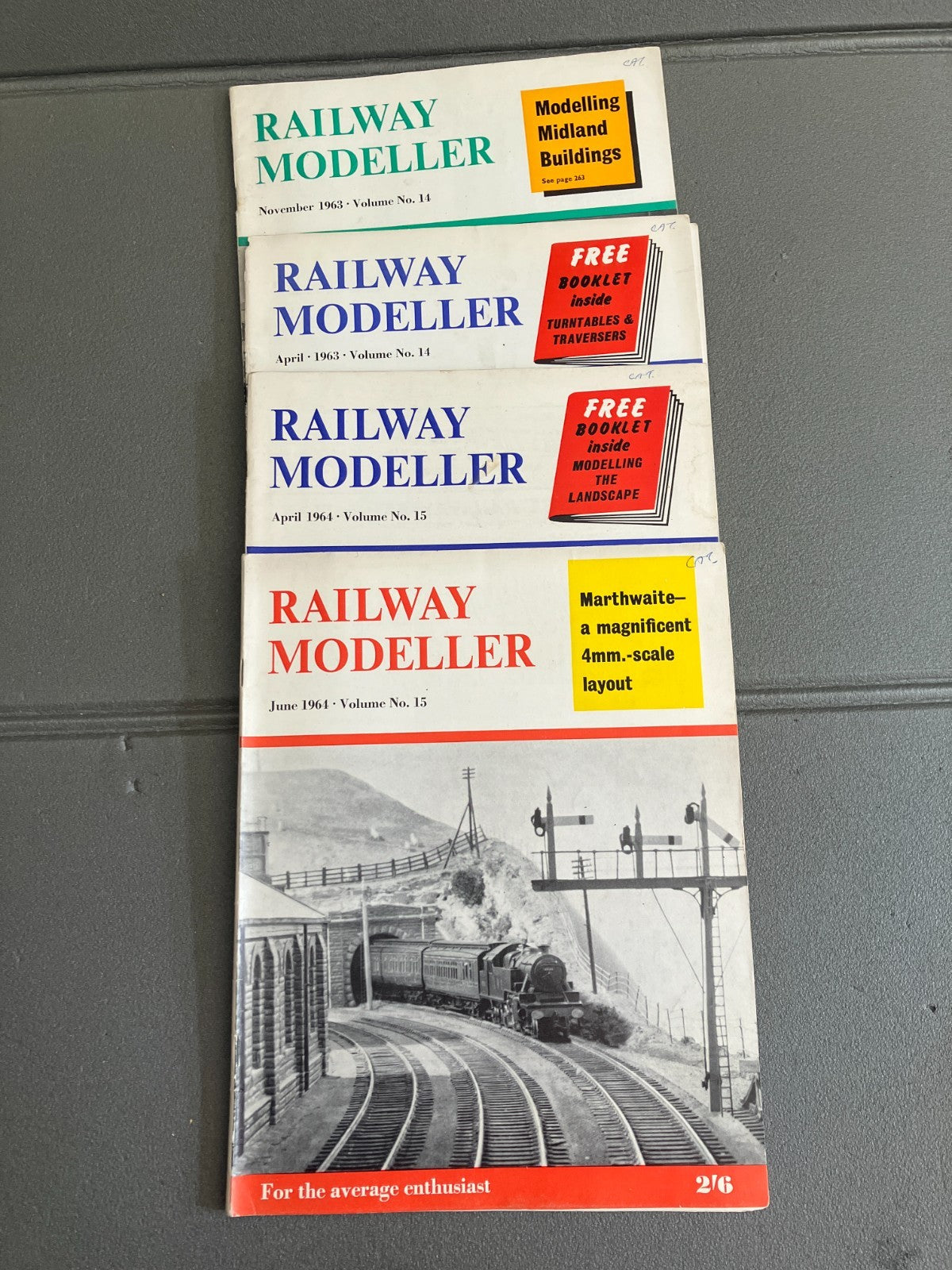 Lot Livre Magazine Revue Modélisme Ferroviaire Railway Modeller 1963 1964