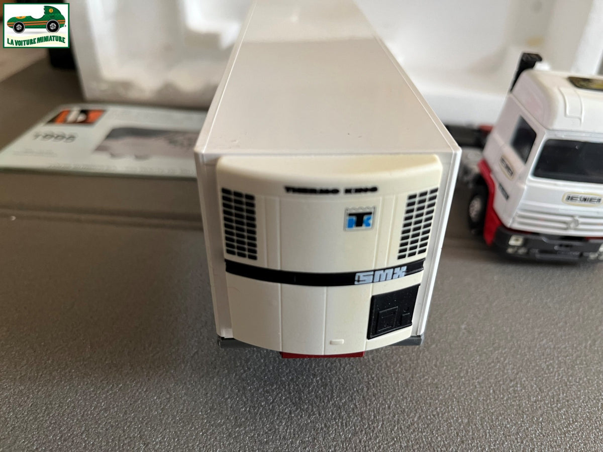 Camion Semi Remorque Renault R350 Camembert Président Besnier Eligor LBS au 1/43