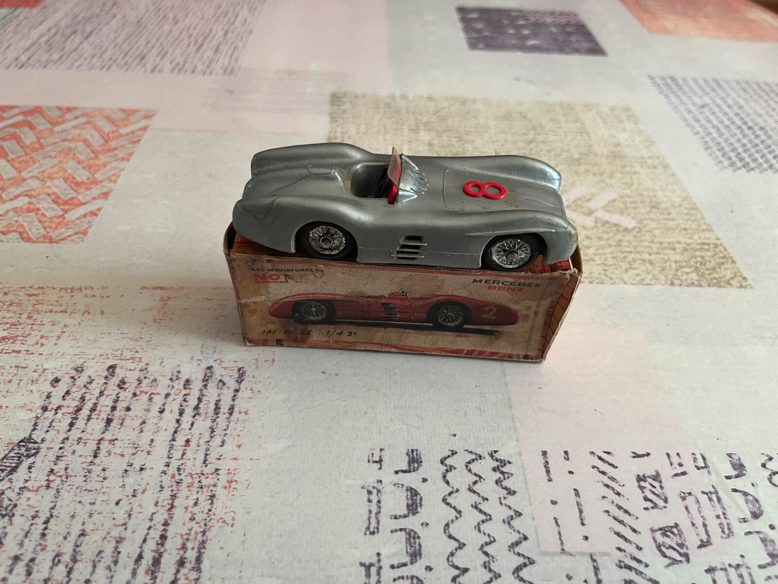 Voiture Miniature Mercedes Benz Competition Norev Plastique France 1/43