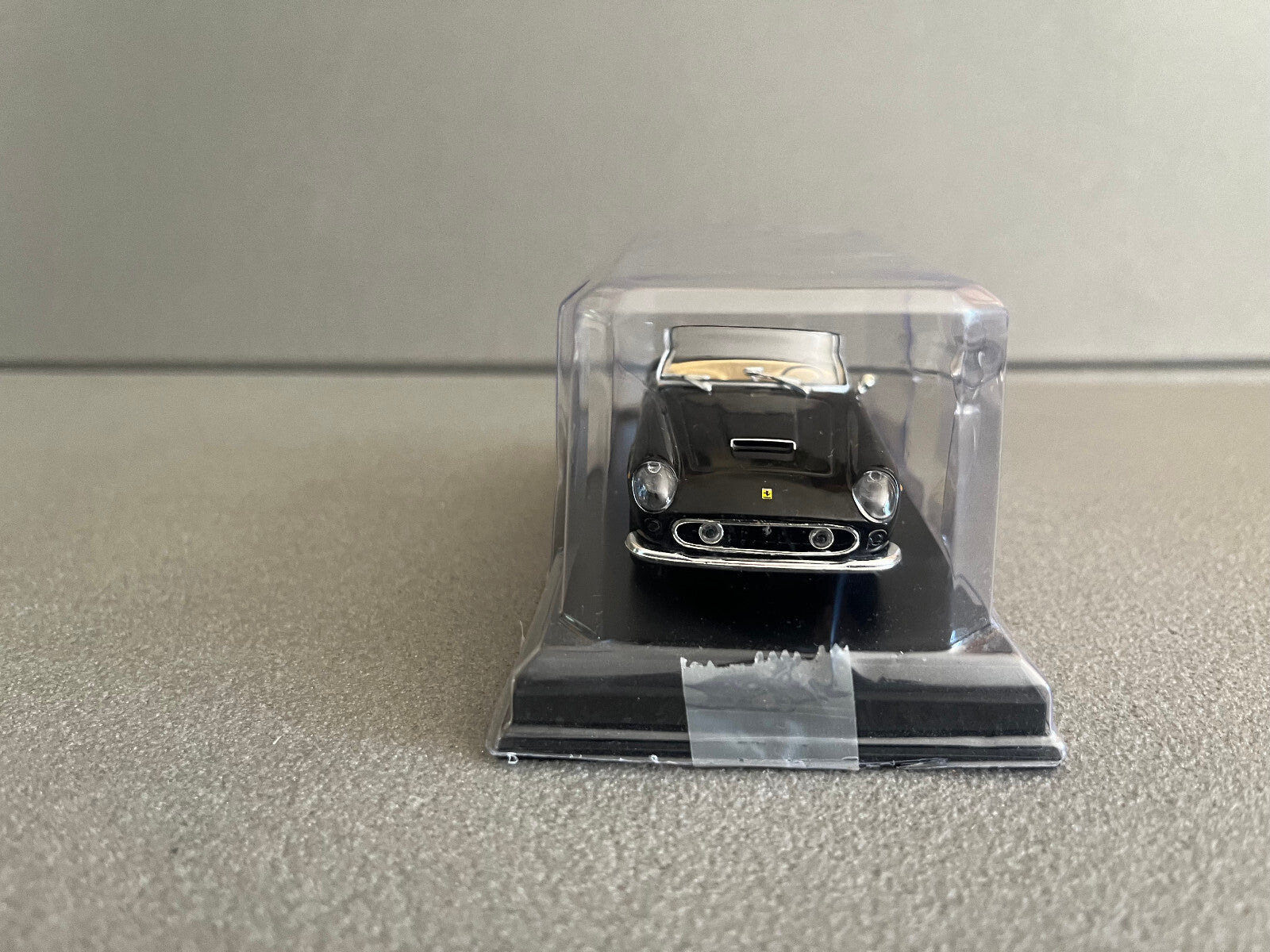 Voiture miniature Collection Ferrari 250 California Ixo Fabbri 1/43