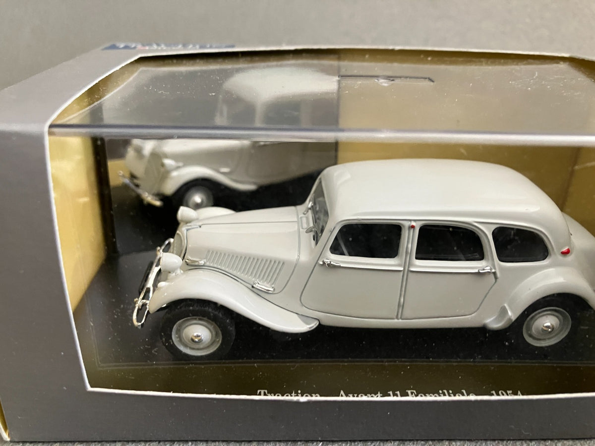 Voiture Miniature Citroen Traction Avant 11 Familiale 1954 Editions Atlas 1/43