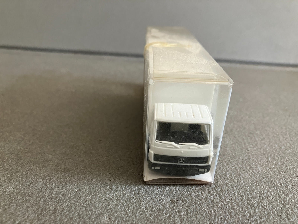 Voiture Miniature Camion Mercedes Kravag AMO Roskopf 1/87 HO