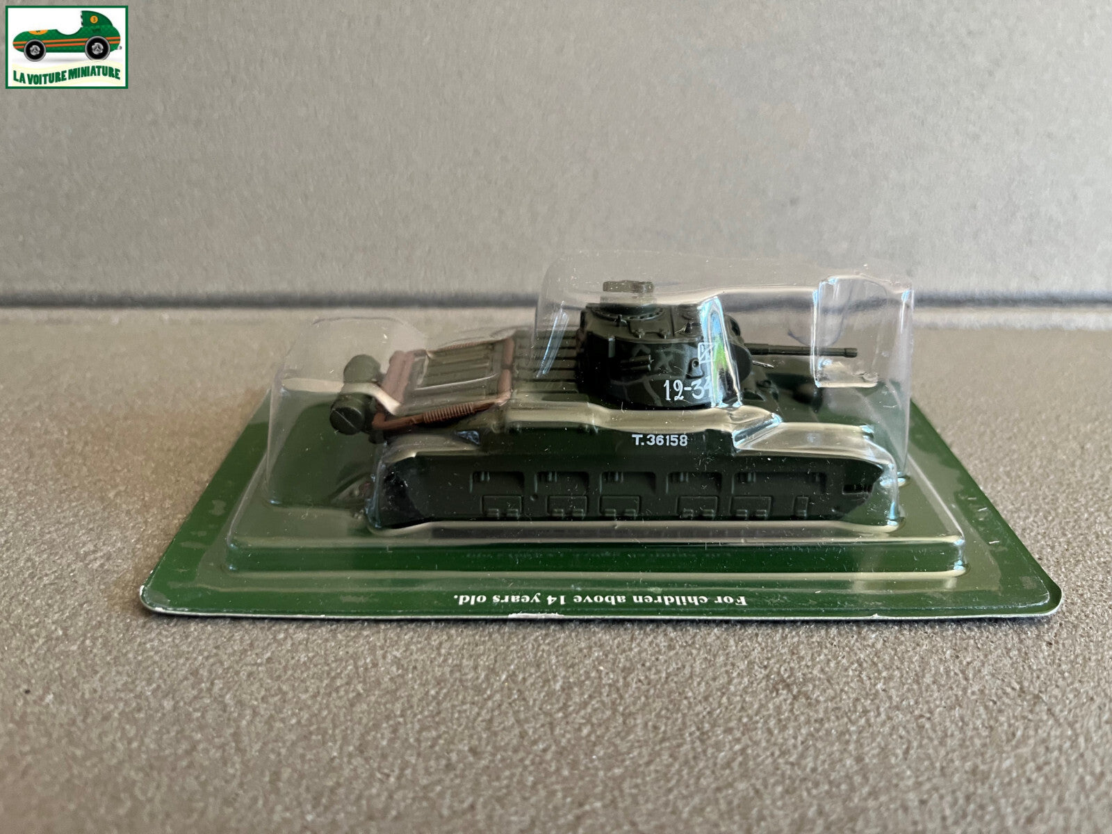 Miniature Militaire Char MK II Mathilda Deagostini Pays de L'est au 1/72