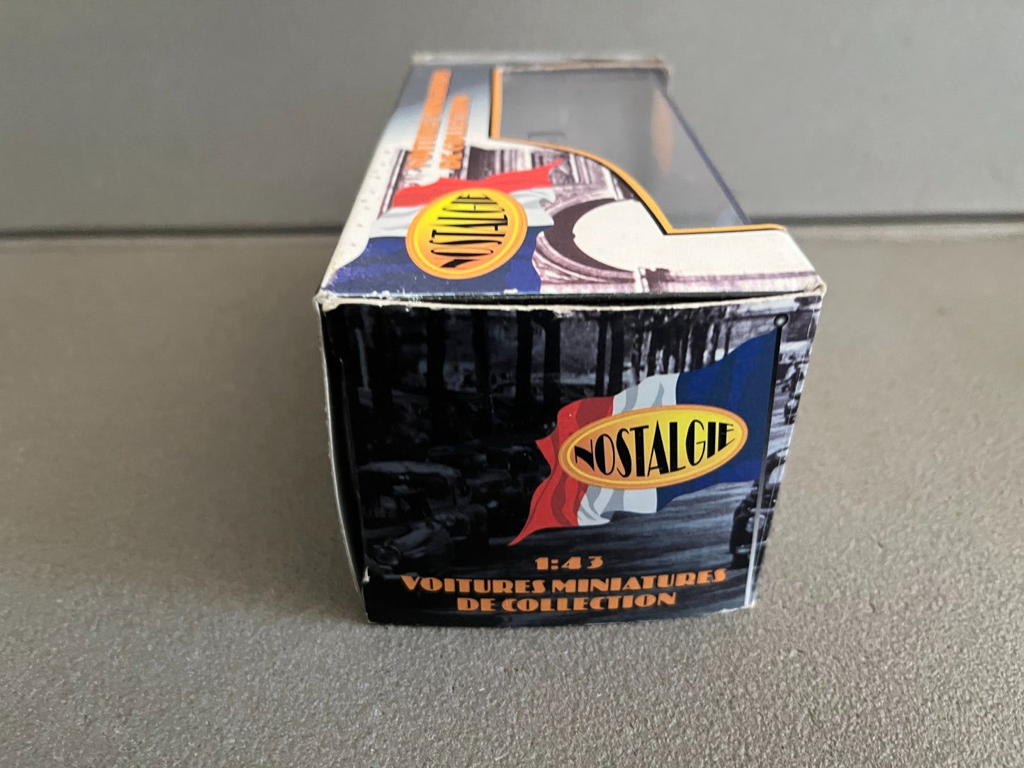 Voiture Miniature Panhard Dyna Z12 Grand Standing 1957 Nostalgie au 1/43