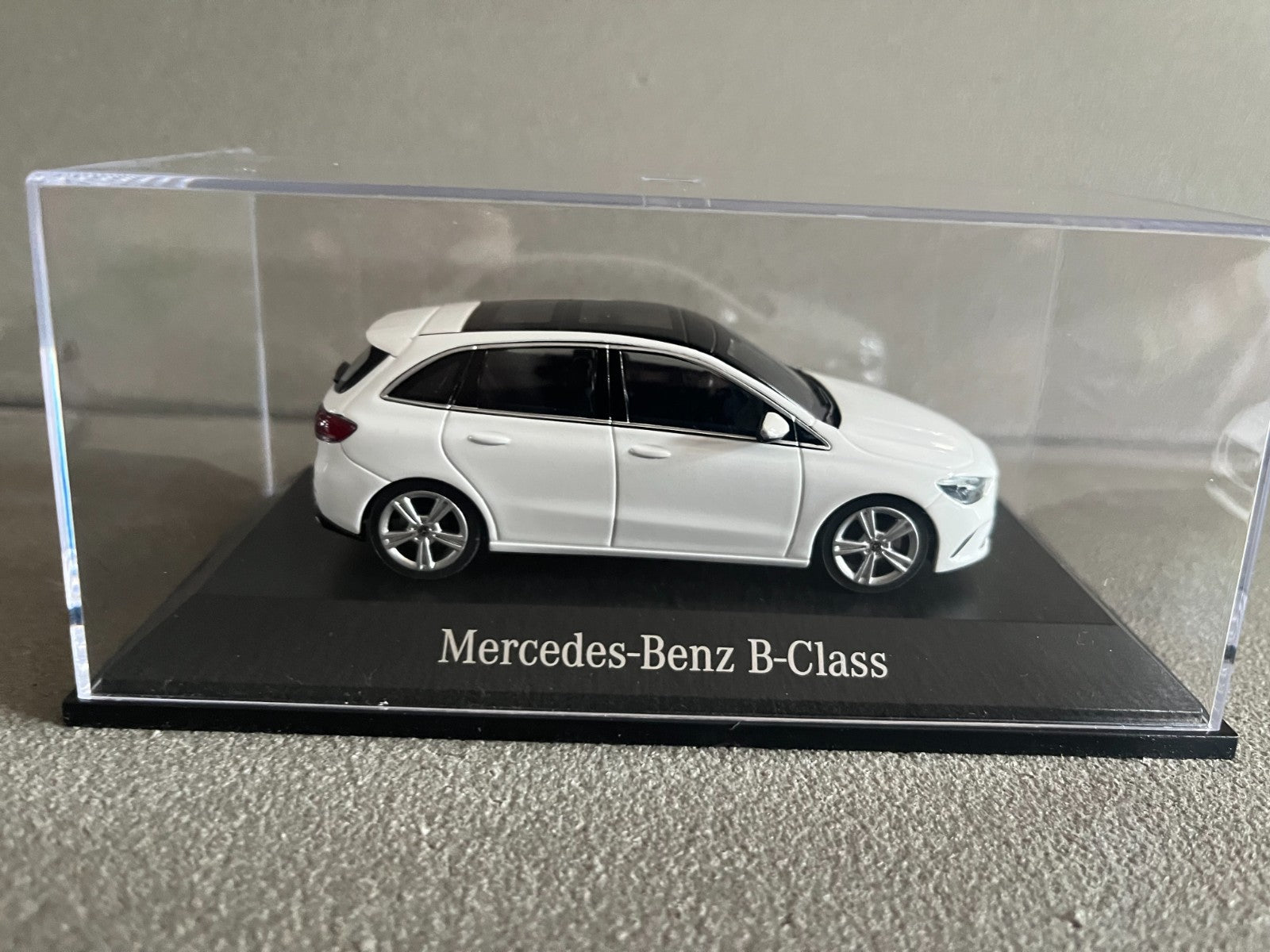 Voiture Miniature Mercedes Benz B-Klasse 2018 Herpa au 1/43