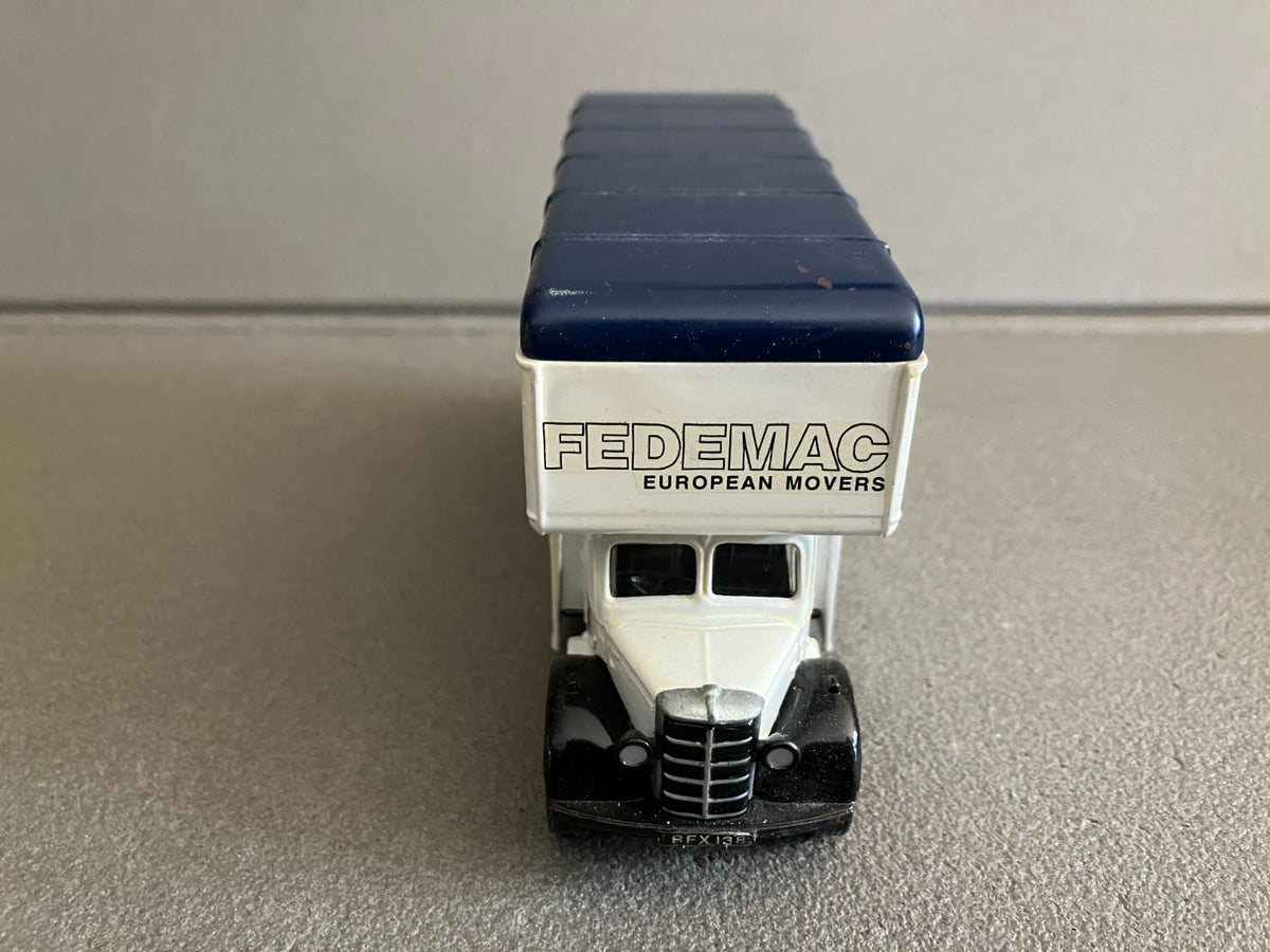 Voiture Miniature Camion Bedford Luton Van Fedemac Corgi 1/50