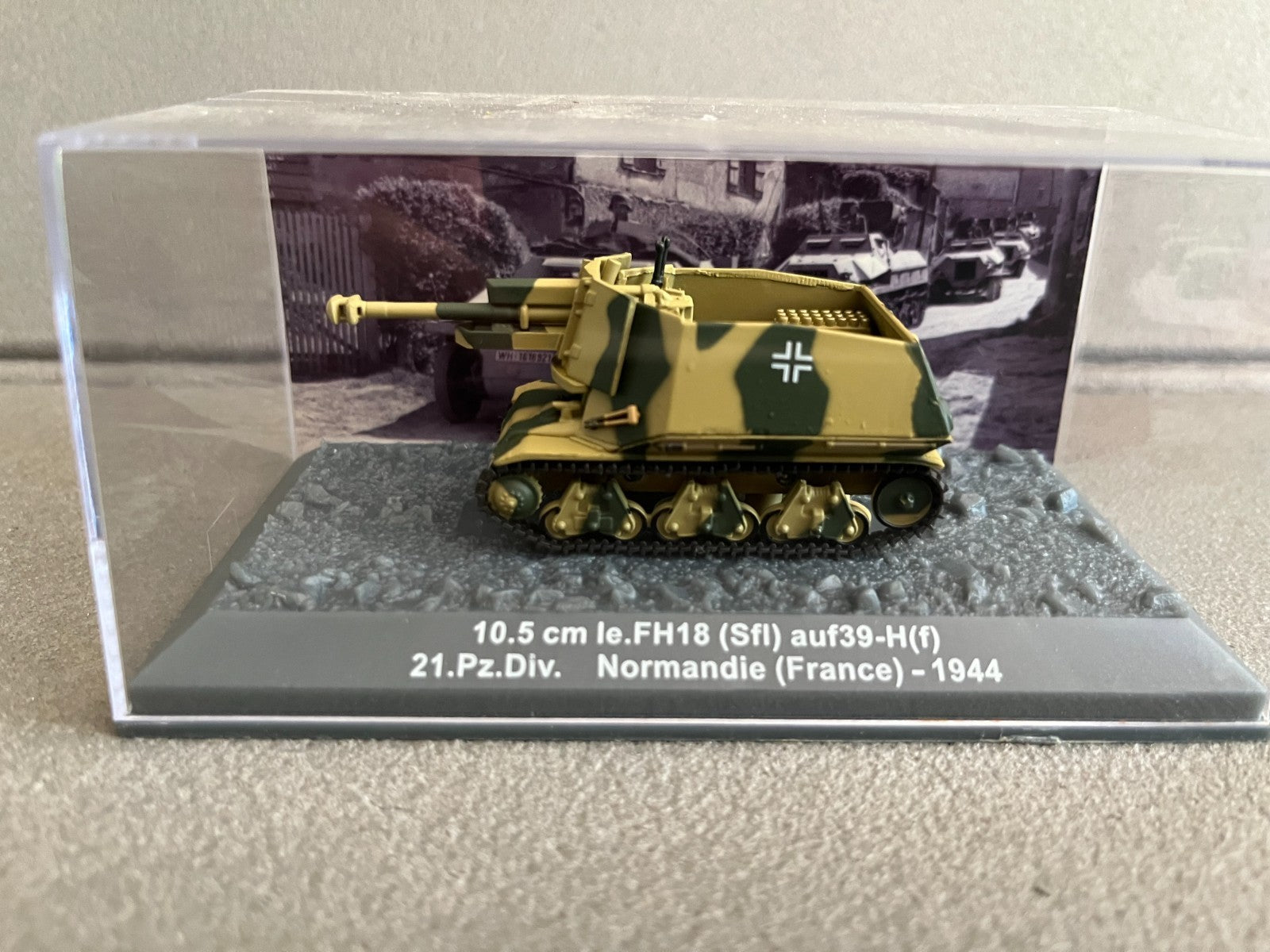 Miniature Militaire Char Tank Blindé 10.5 cm le.FH 18 (Sfl)auf 39-H Altaya 1/72