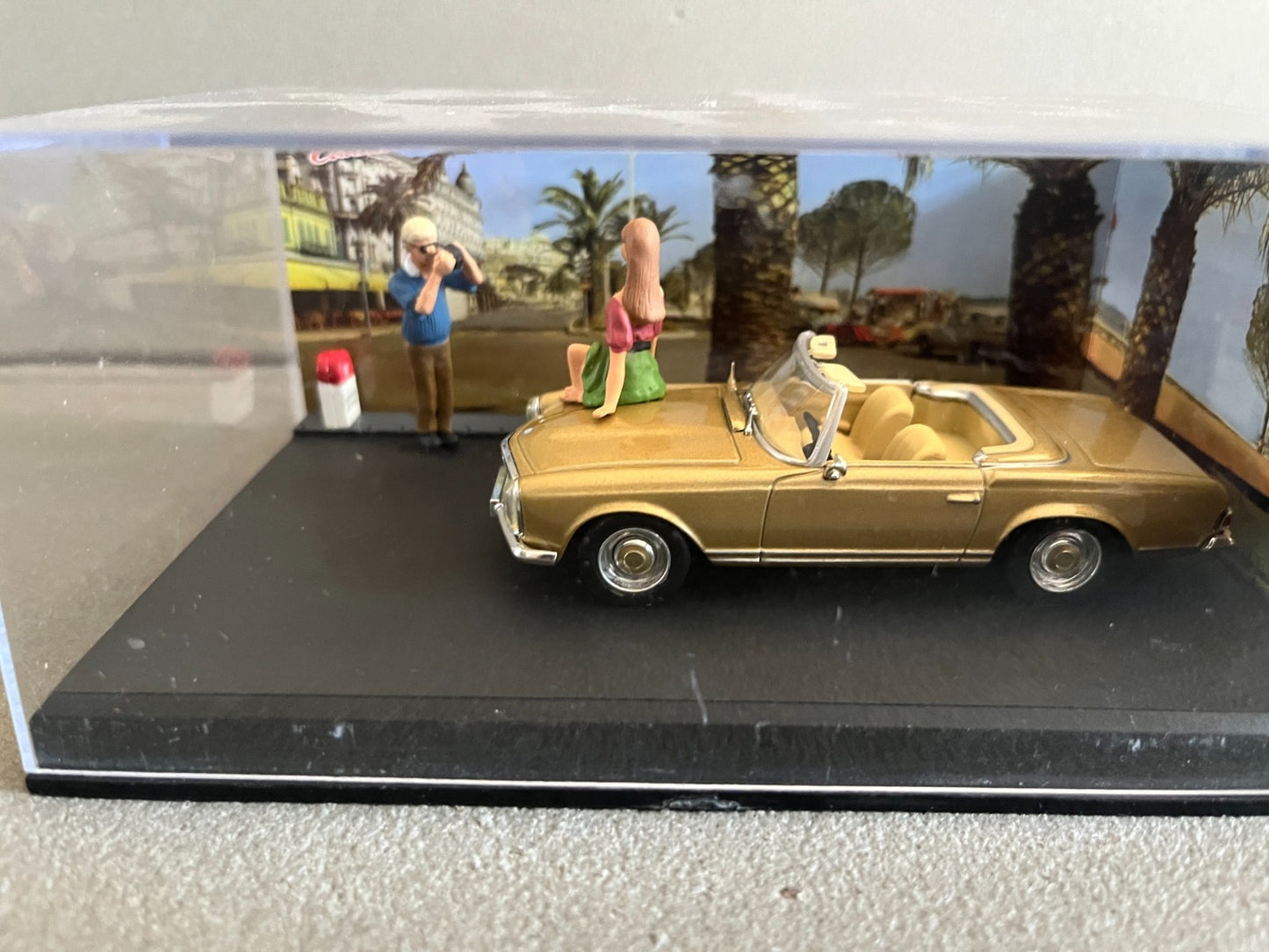 Voiture Miniature Mercedes 280 SL Etape 35 La Route Bleue RN7 1/43