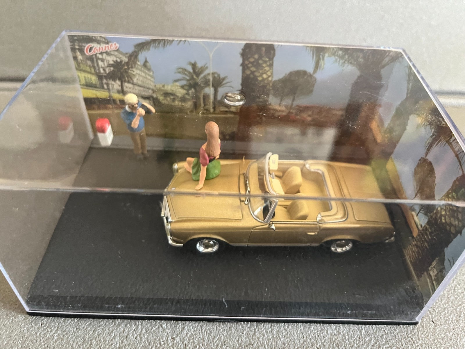 Voiture Miniature Mercedes 280 SL Etape 35 La Route Bleue RN7 1/43