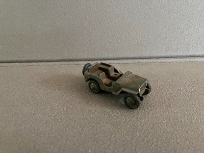 Ancienne Miniature Militaire Voiture Jeep Dinky Toys Meccano France Epave