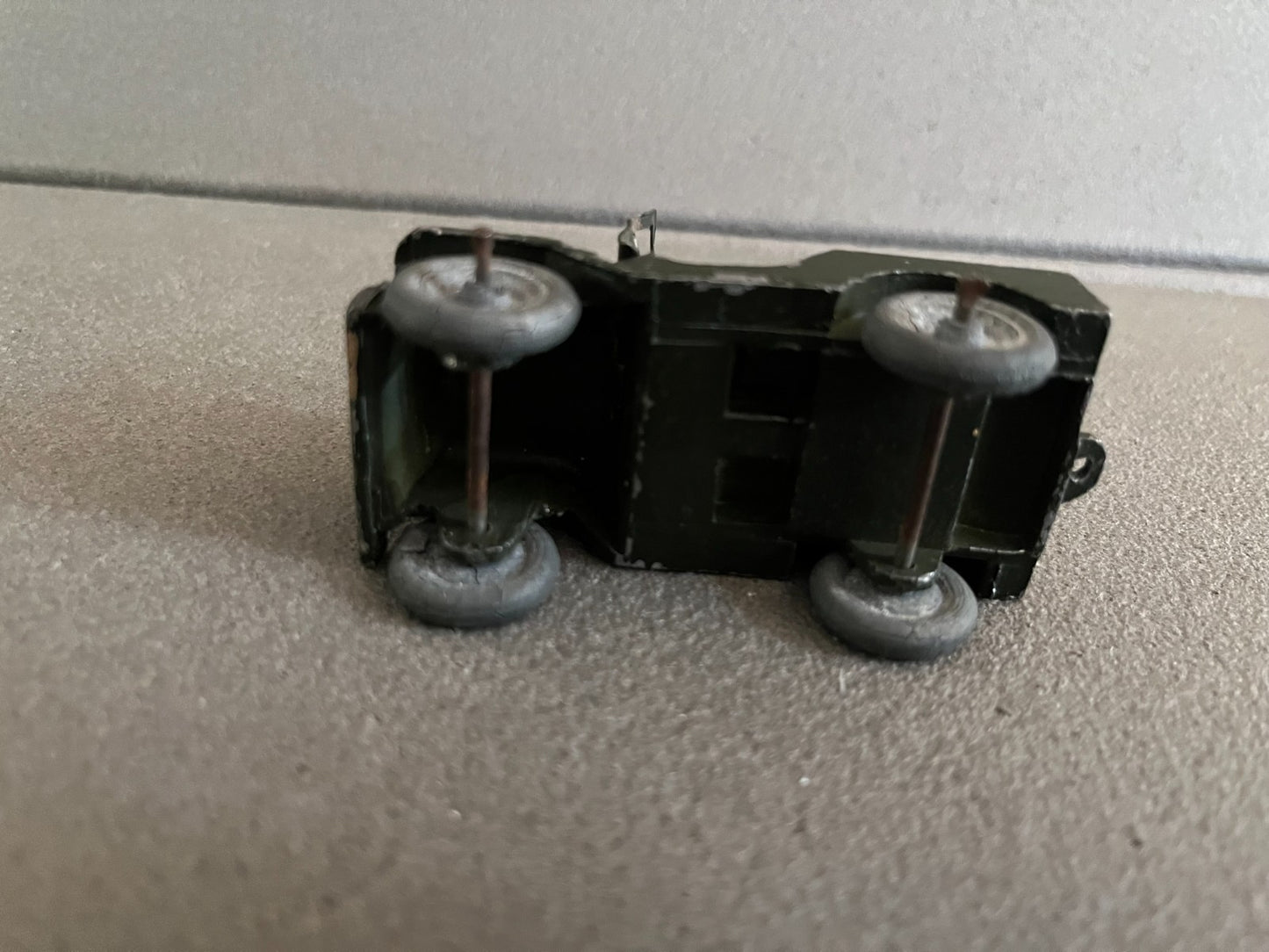 Rare Ancienne Voiture Miniature Militaire Jeep Willis Armée Française Zamak 1/43