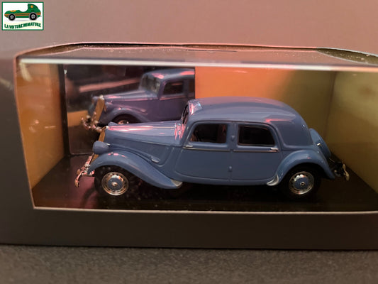 Voiture Miniature Citroen Traction 15 six berline belge 1949 Atlas Courtage 1/43