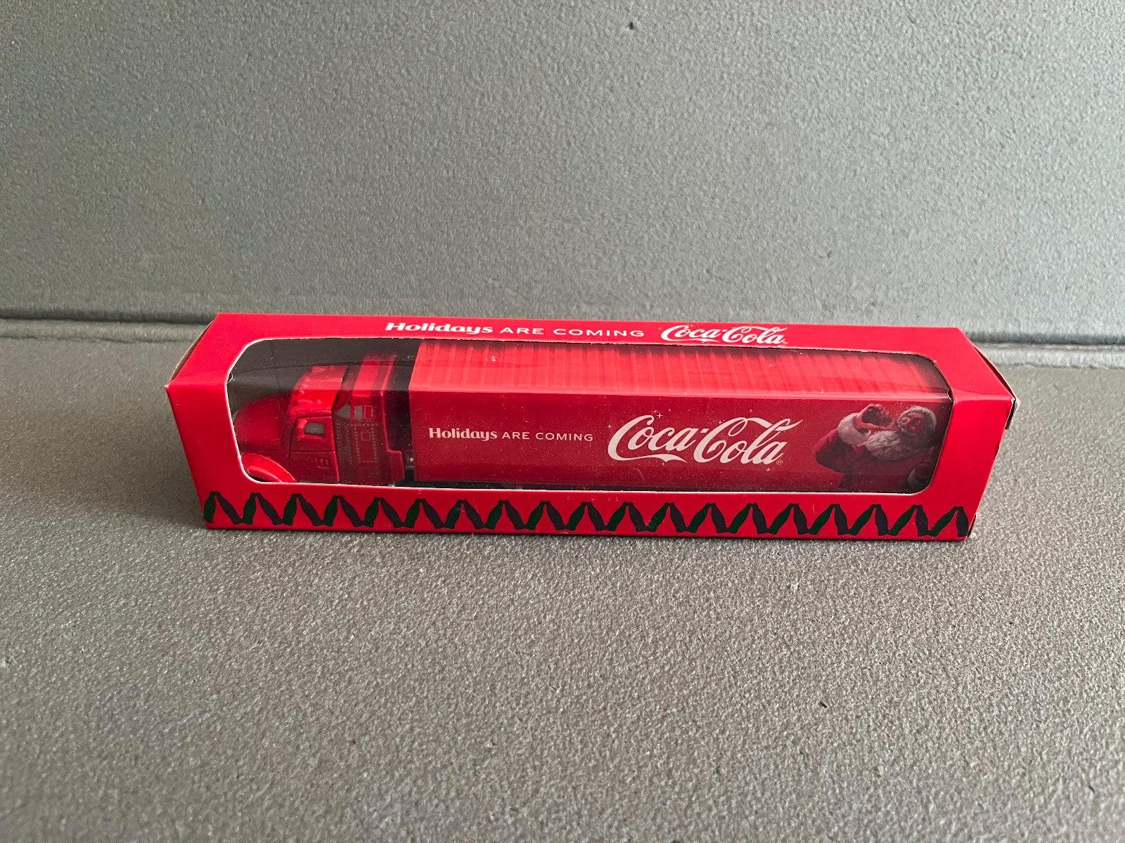 Voiture miniature Camion Semi Christmas Truck Coca Cola Echelle Type Majorette
