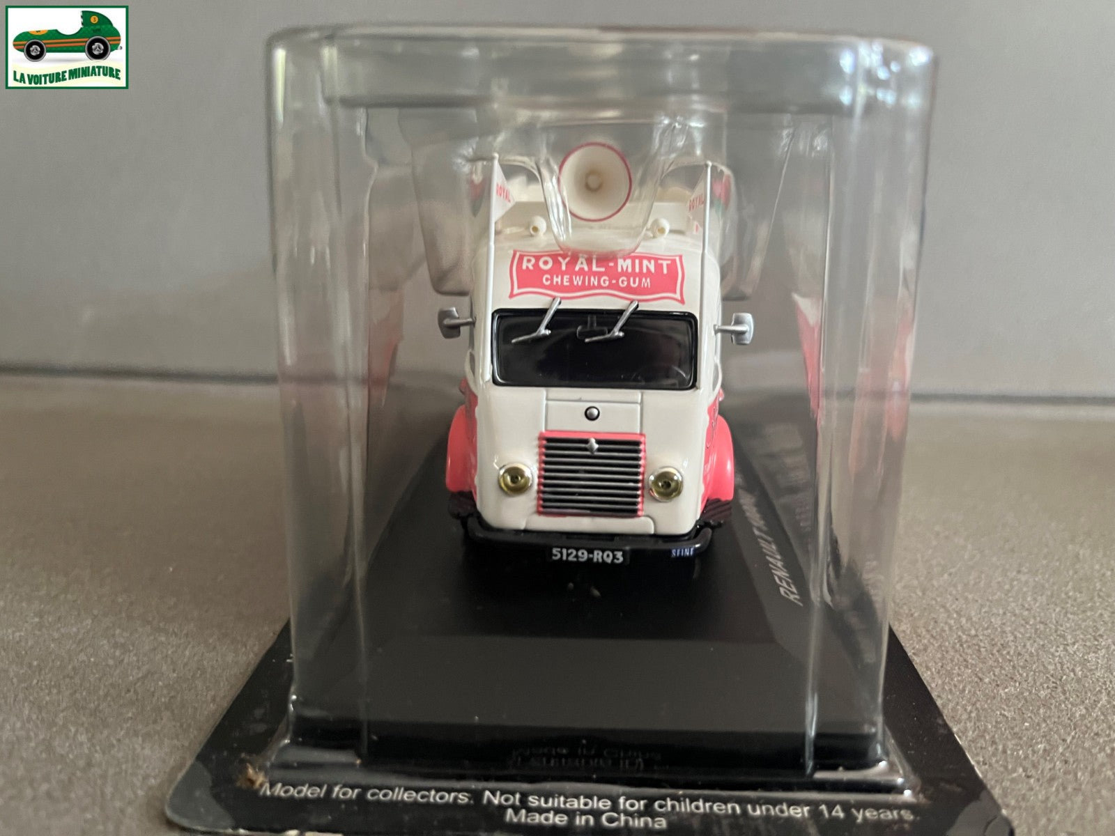 Voiture Miniature Camion Publicitaire Renault 1000kg Royal Mint Presse au 1/43