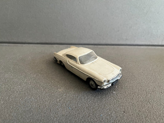 Ancienne Voiture Miniature Volvo P1800 Norev Plastique France Epave