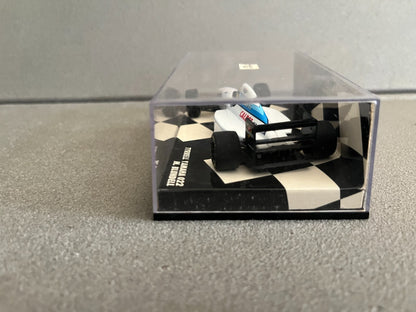 Voiture Miniature Formule 1 F1 Tyrrell Yamaha 022 Blundell Minichamps au 1/43