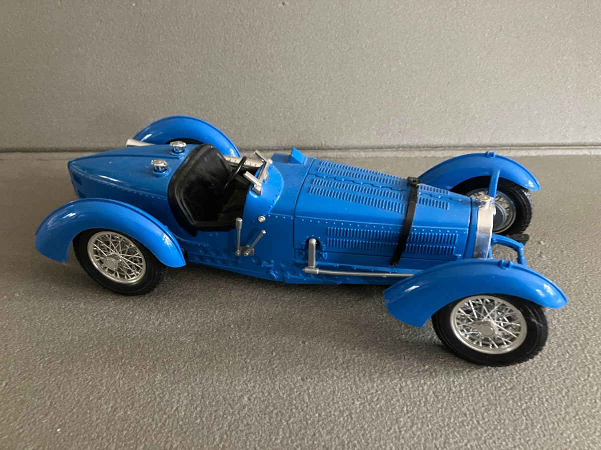Voiture Miniature Bugatti Type 59 Burago Italy au 1/18