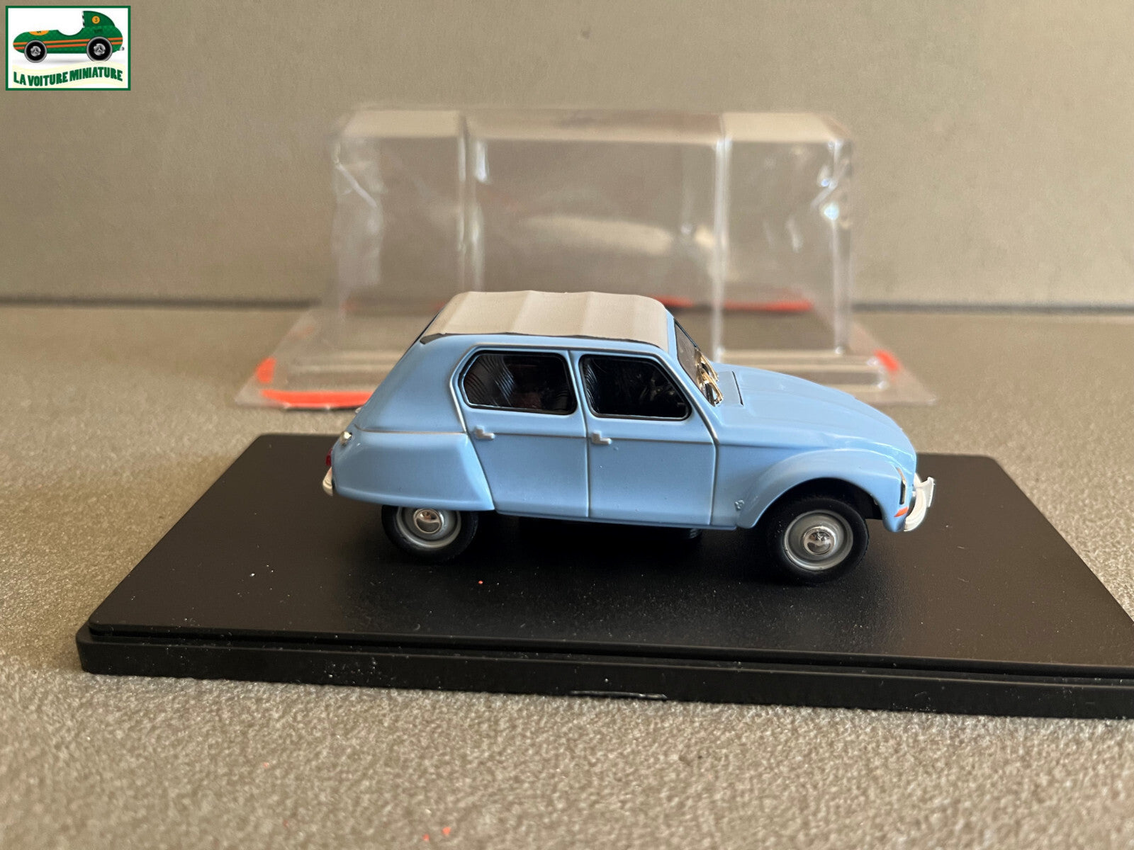 Voiture miniature Citroen 2cv 2 cv Dyane 4 Auto Plus Hachette 1/43