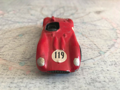 Voiture Miniature Kit monté Metal Ferrari au 1/43