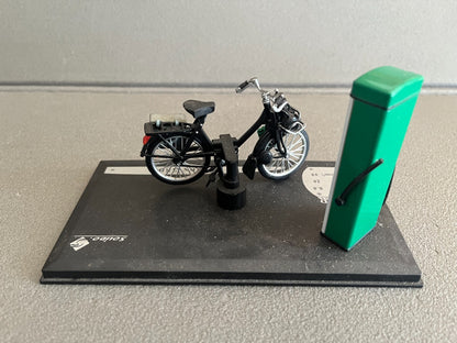 Moto Miniature Cyclomoteur  Scooter Solex 3800 Solido  1/18