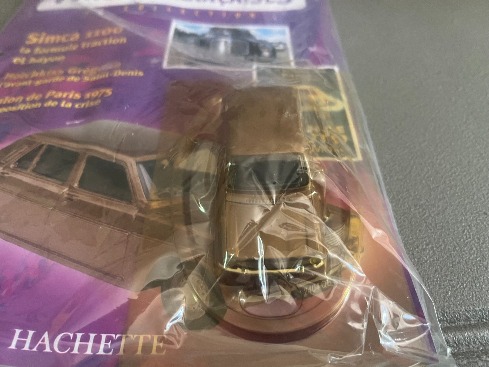 Voiture miniature Simca 1100 Norev Hachette + Fascicule au 1/43