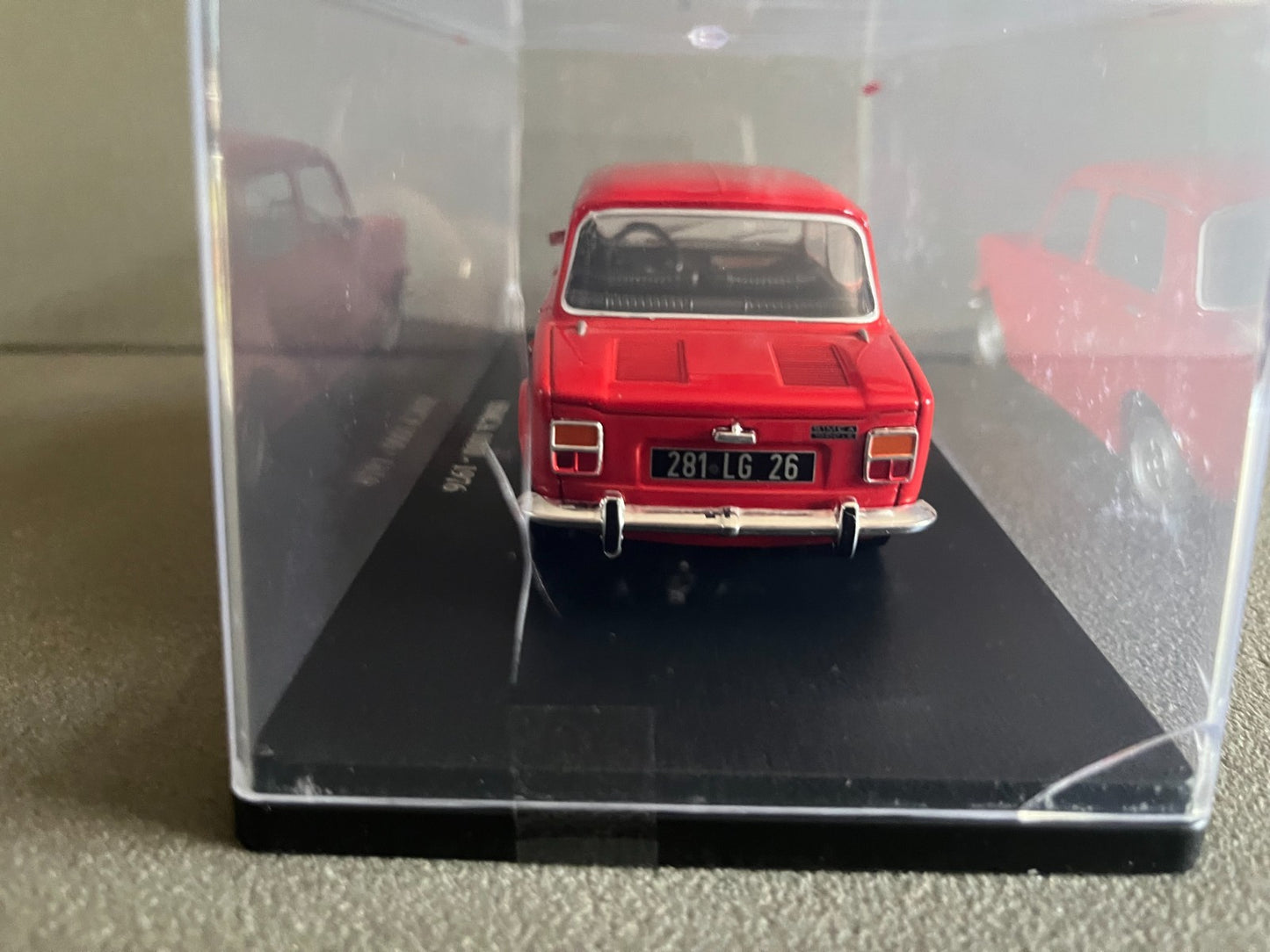 Voiture miniature Simca 1000 au 1/24