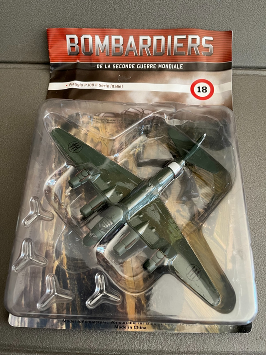 Avion miniature Militaire Bombardier Piaggio P.108 II Serie Altaya 1/72