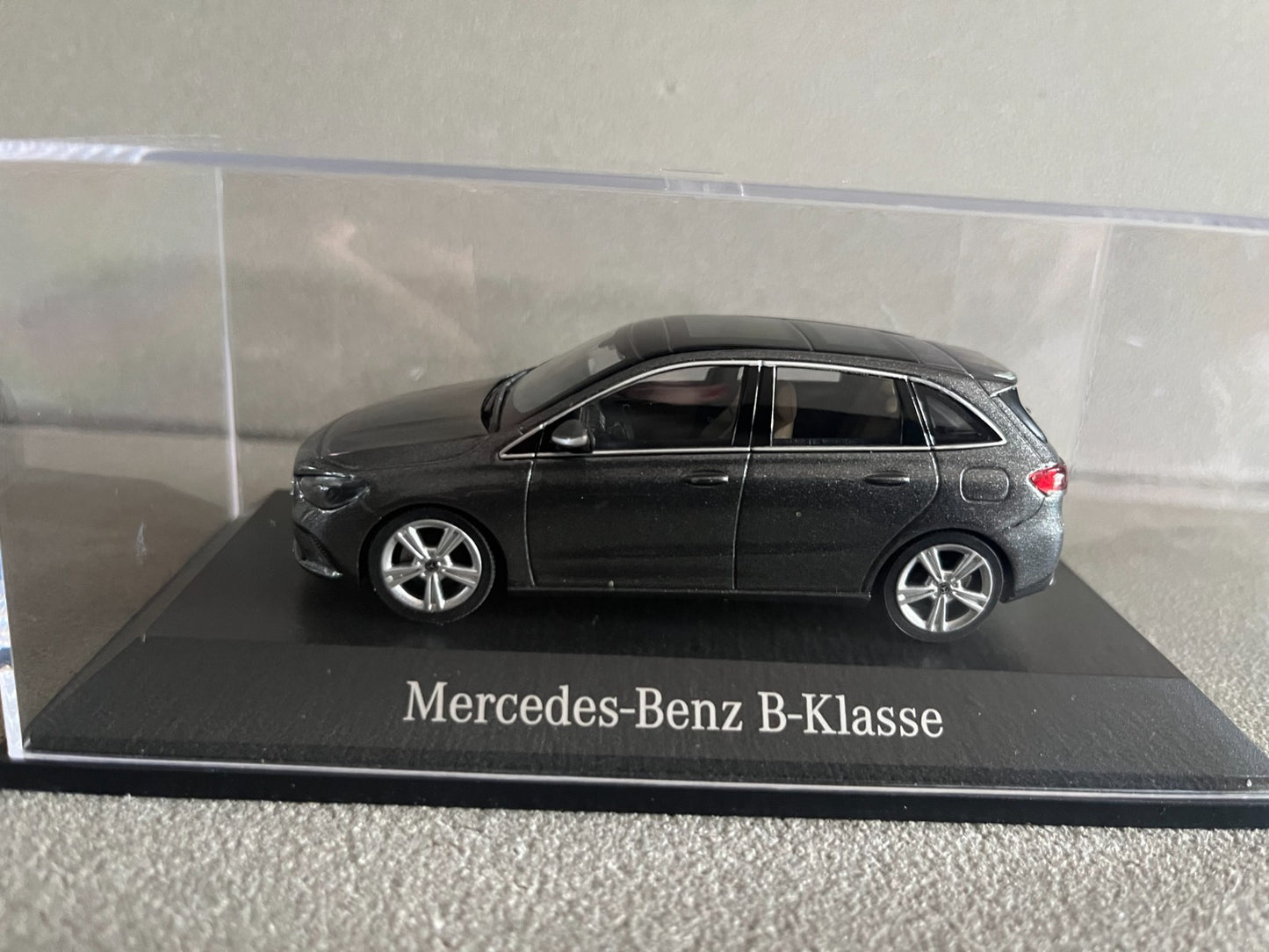 Voiture Miniature Mercedes Benz B-Klasse 2018 Herpa au 1/43