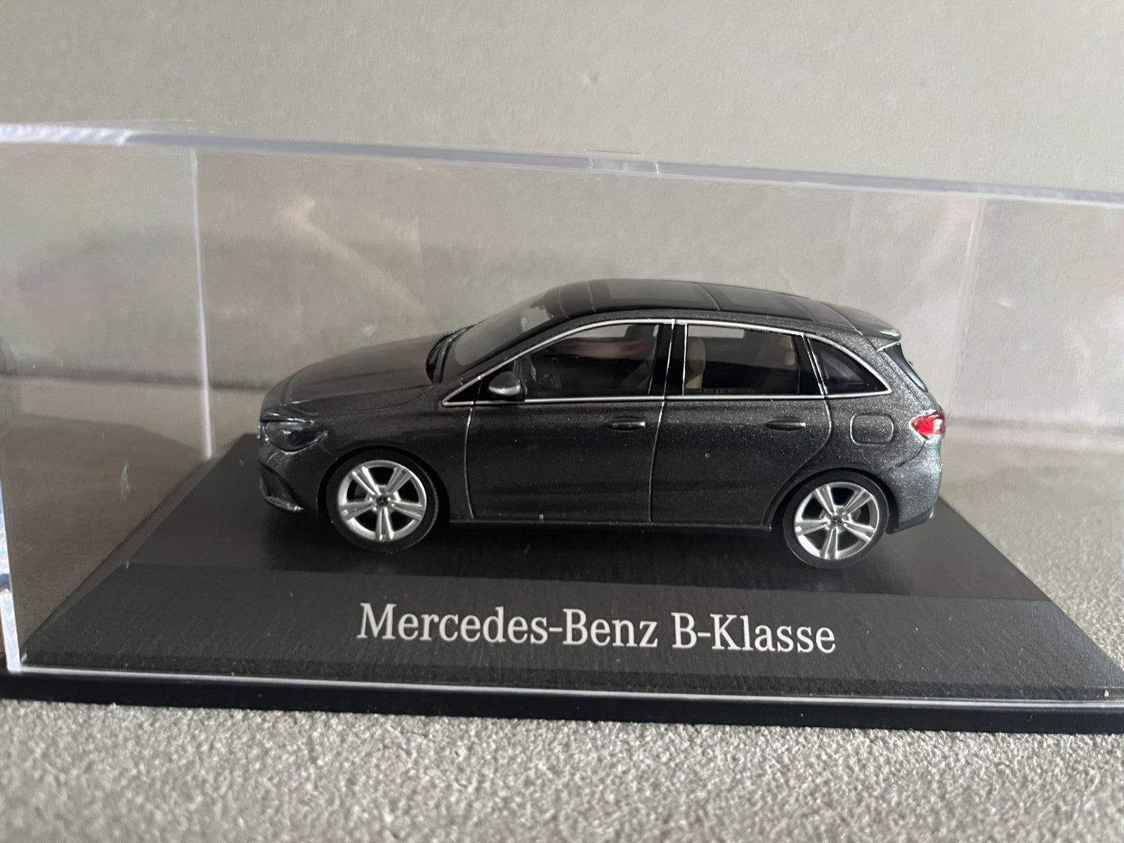 Voiture Miniature Mercedes Benz B-Klasse 2018 Herpa au 1/43