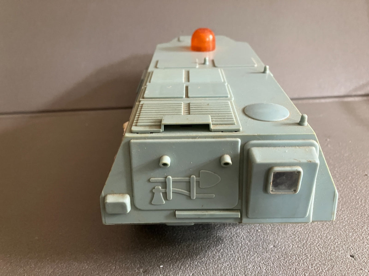 Jouet Ancien Voiture Miniature Militaire Berliet VXB Ambulance Mont Blanc 1/20