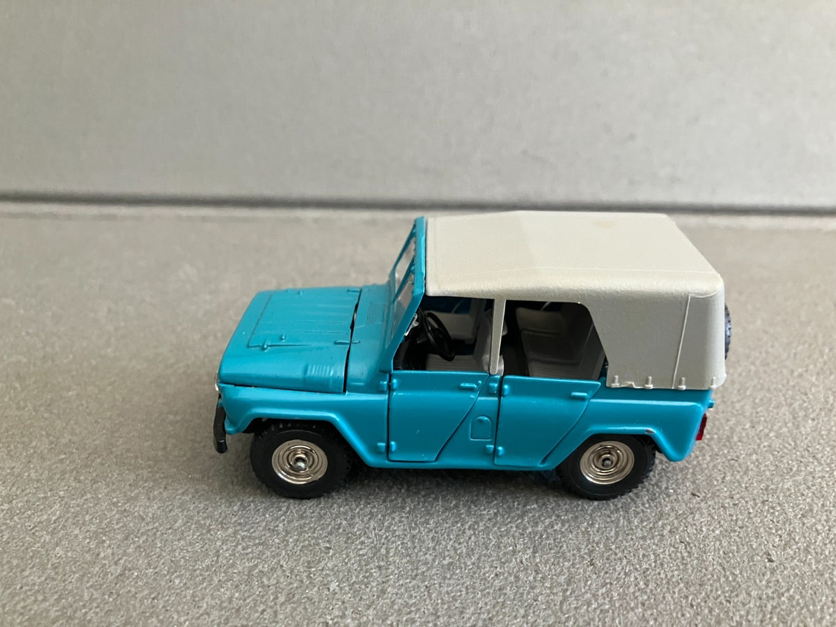 Ancienne Miniature Voiture UAZ 469 Russe Novoexport URSS 1/43