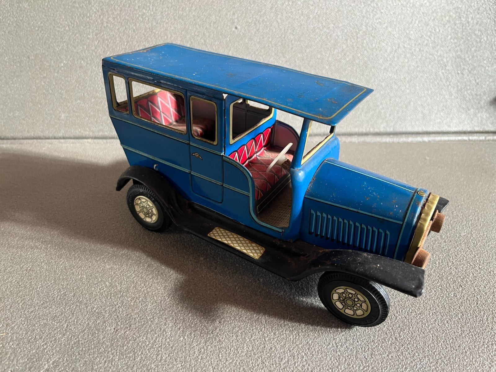 Jouet Ancien Voiture miniature 1904 Daimler Japan Tôle Friction Vintage