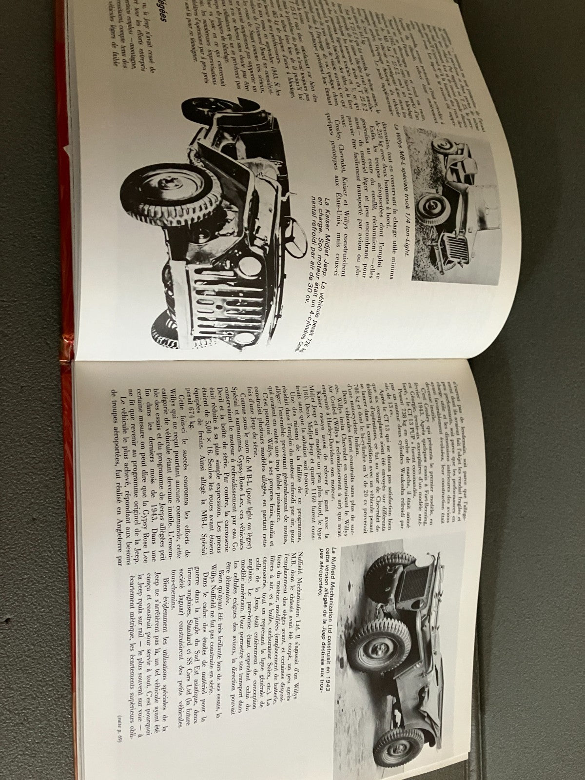 Livre Voiture Automobile Jeep Un Défi au Temps E.P.A