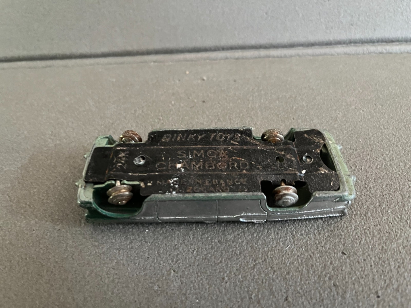 Ancienne Miniature Voiture Simca Chambord Dinky Toys Meccano France Epave