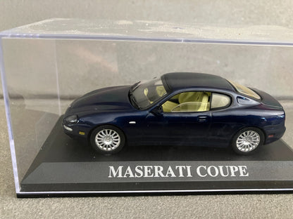 Voiture Miniature Maserati Coupé au 1/43