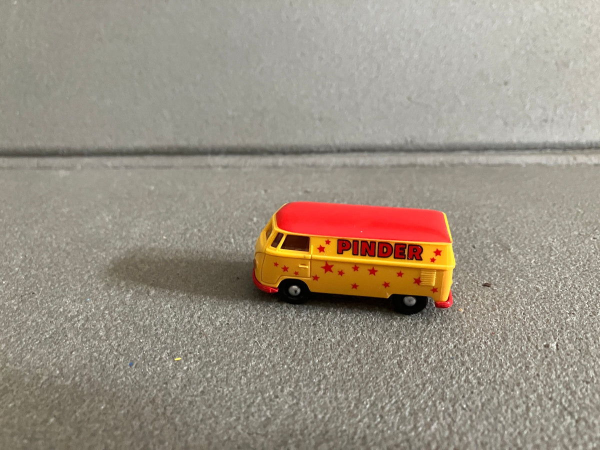 Voiture Miniature Volkswagen Combi T1 Bulli VW Cirque Pinder  Brekina 1/87 HO