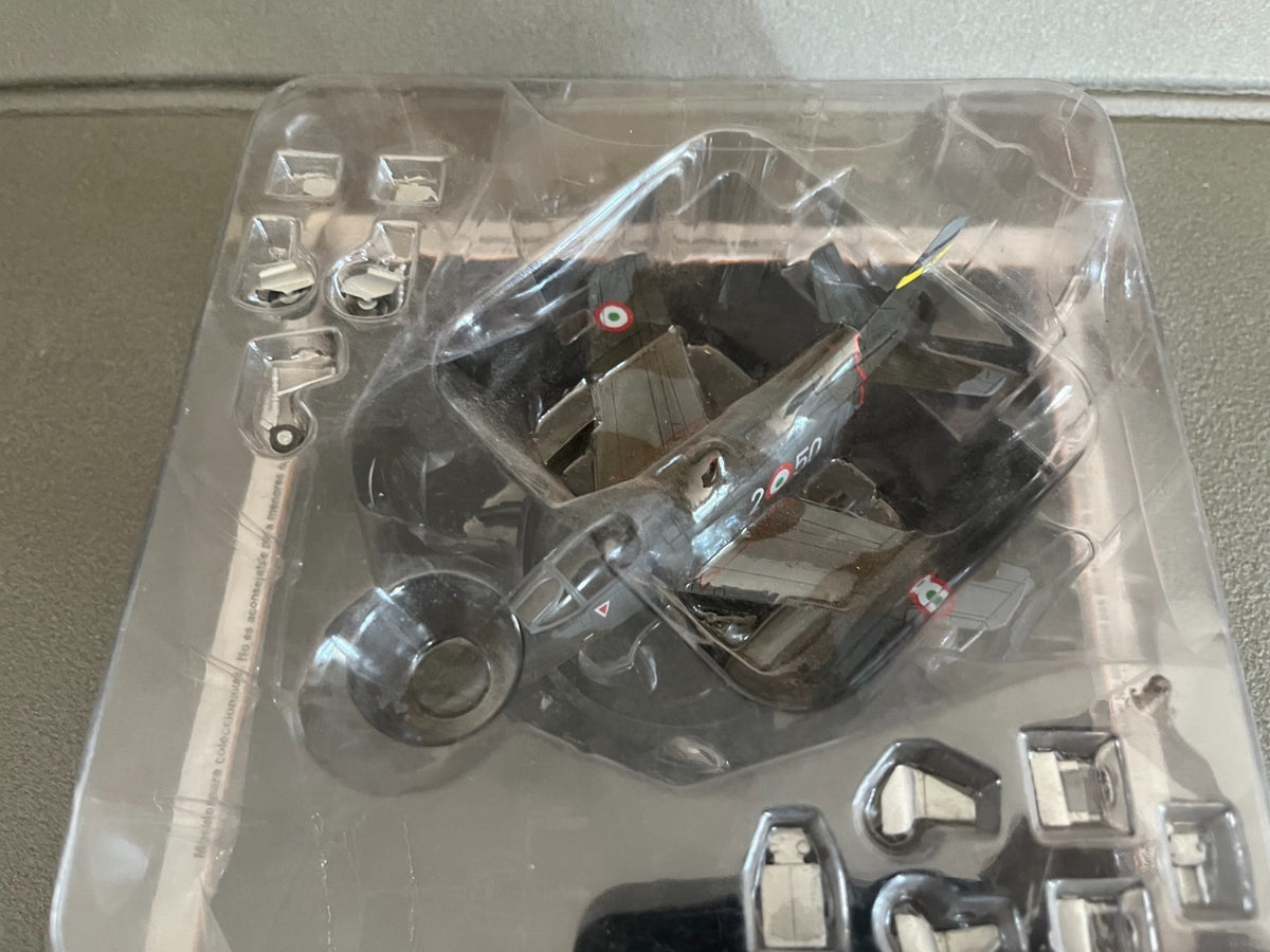 Avion miniature Militaire Fiat G.91r Gina Italia au 1/72