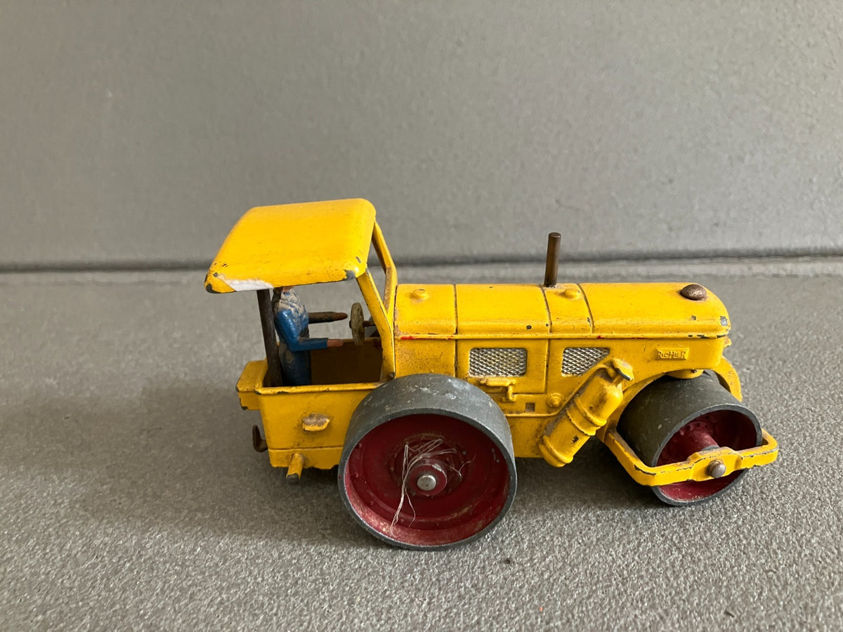 Ancienne Miniature Chantier Rouleau Richier 90A Dinky Toys Meccano France