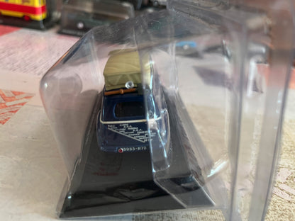Voiture miniature Peugeot 203 Commerciale 1951 Norev Hachette au 1/43