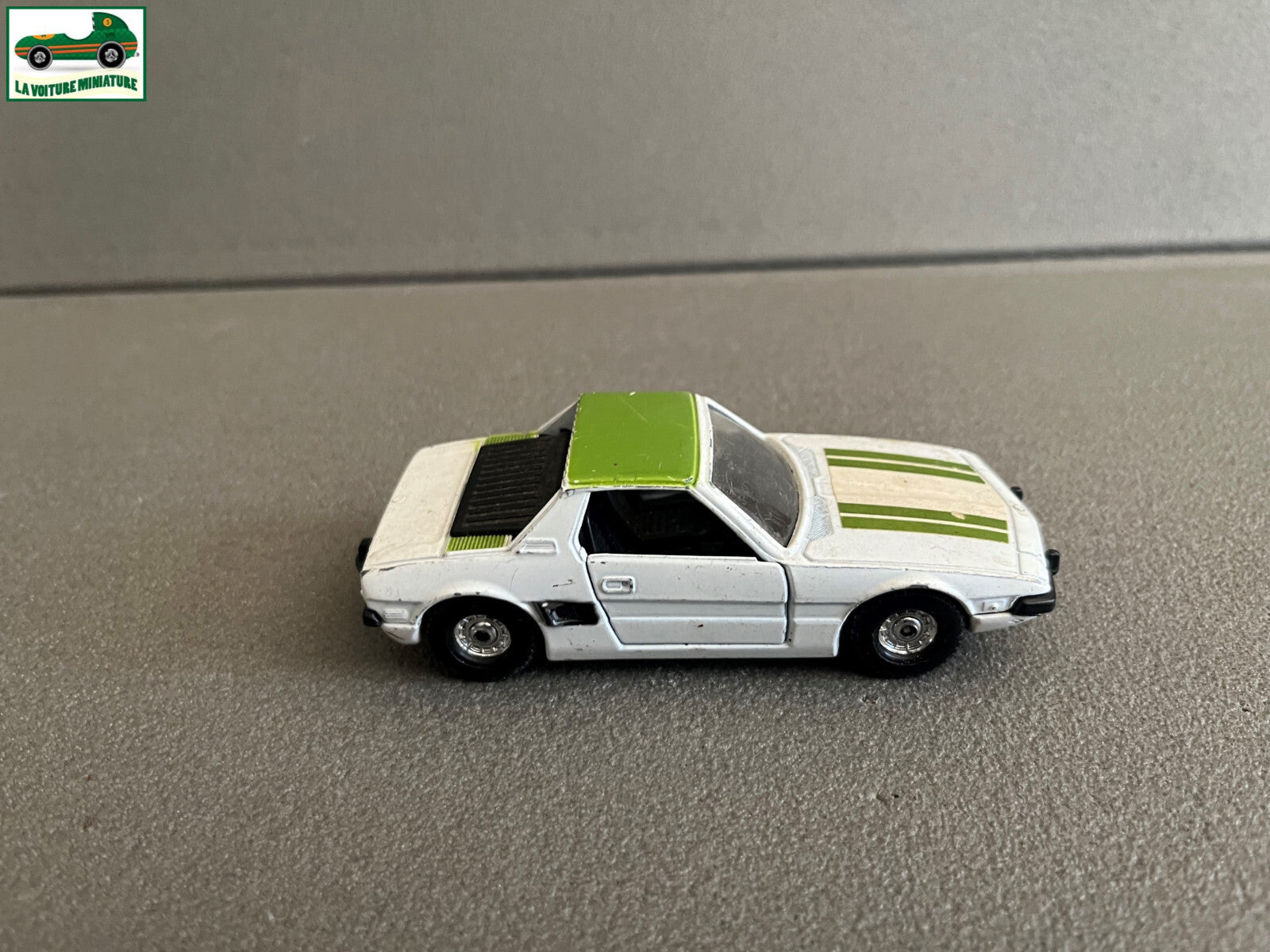 Ancienne Miniature Voiture Corgi Toys Fiat XI/9 1/36