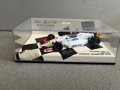 Voiture Miniature Formule 1 F1 Dallara Fiat F3 Muller 1994 Minichamps au 1/43