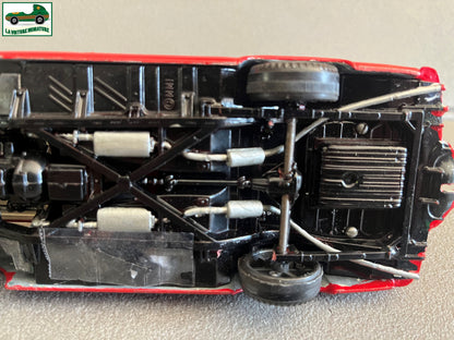 Ancienne Miniature Kit métal monté Ford Thunderbird au 1/24
