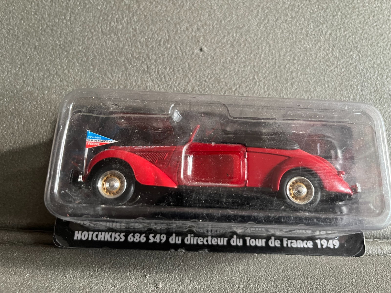 Voiture Miniature Hotchkiss 686 S49 Juges 1949 Norev Tour de France au 1/43